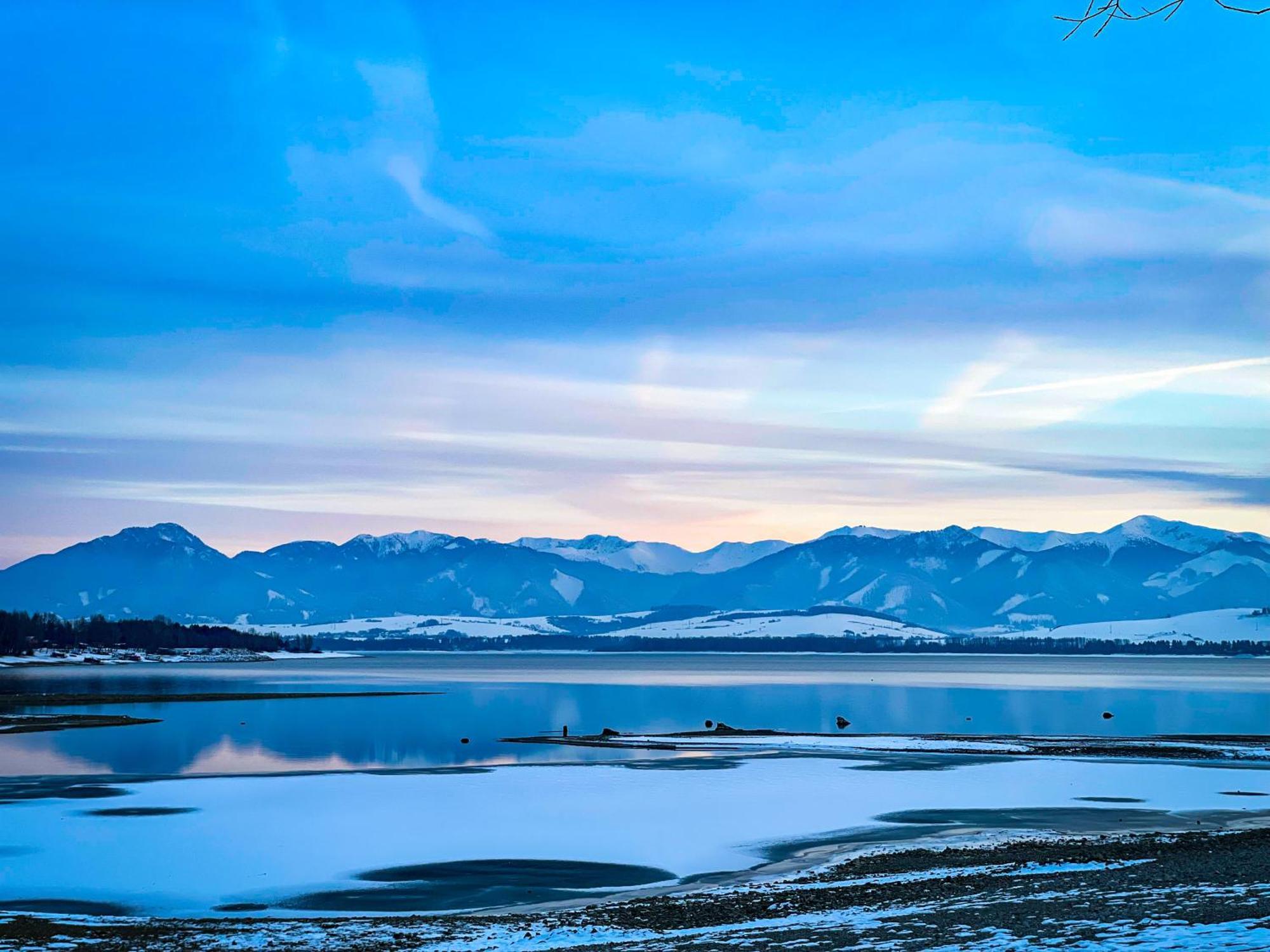 Tatralake Houses Near Lake Liptovska Mara And Aquapark Tatralandia 里托斯基挪威克 外观 照片